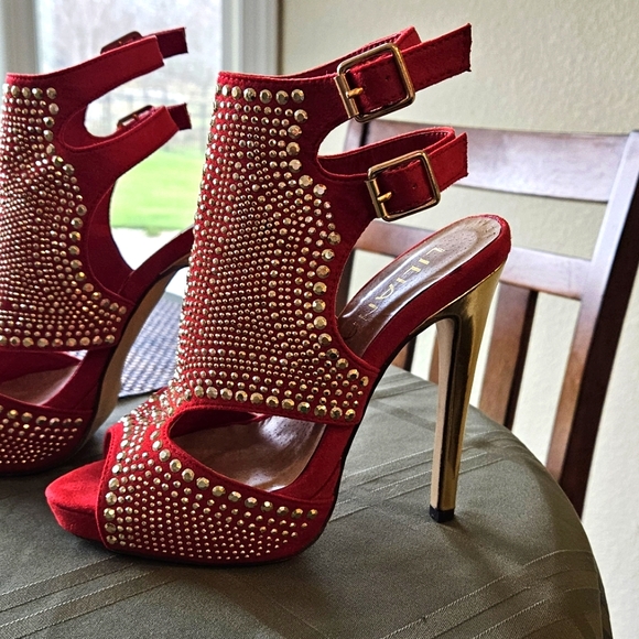 Liliana 5" heels, 3/4" platform, gold rhinestone embellishments & double buckles - Picture 5 of 7